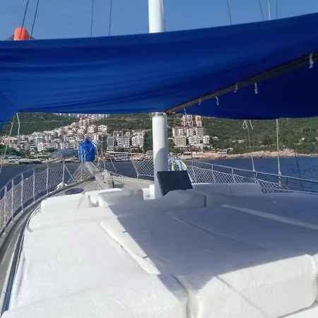 Albatros Q Gulet Botel